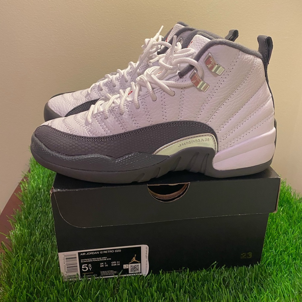 Jordan 12 Retro Cool Grey